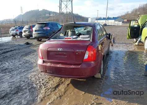 2011 Hyundai Accent Gls z USA, uszkodzony, nr VIN KMHCN4AC2BU555635